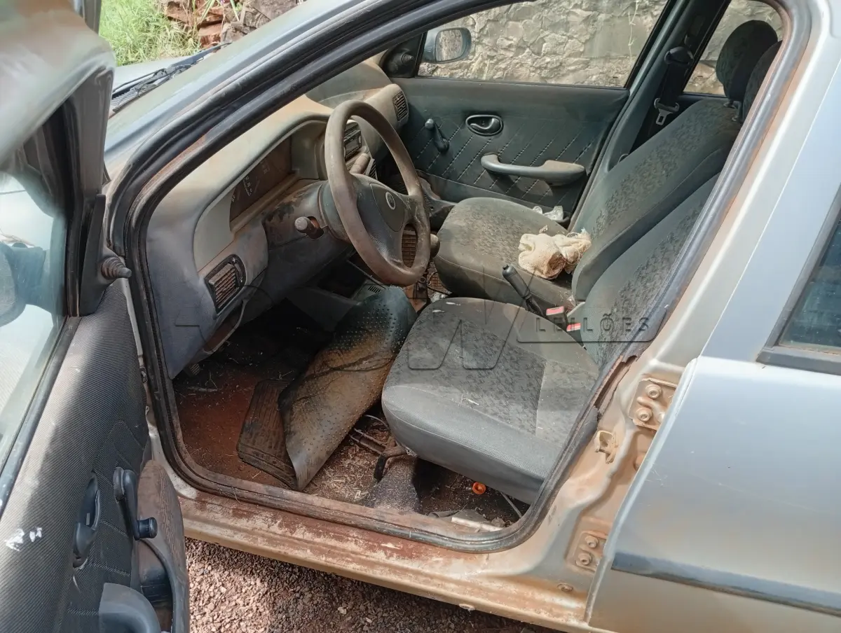 LOTE 003 - AUTOMÓVEL FIAT SIENA FIRE FLEX, Placas INO 6038, RENAVAM 00906720591