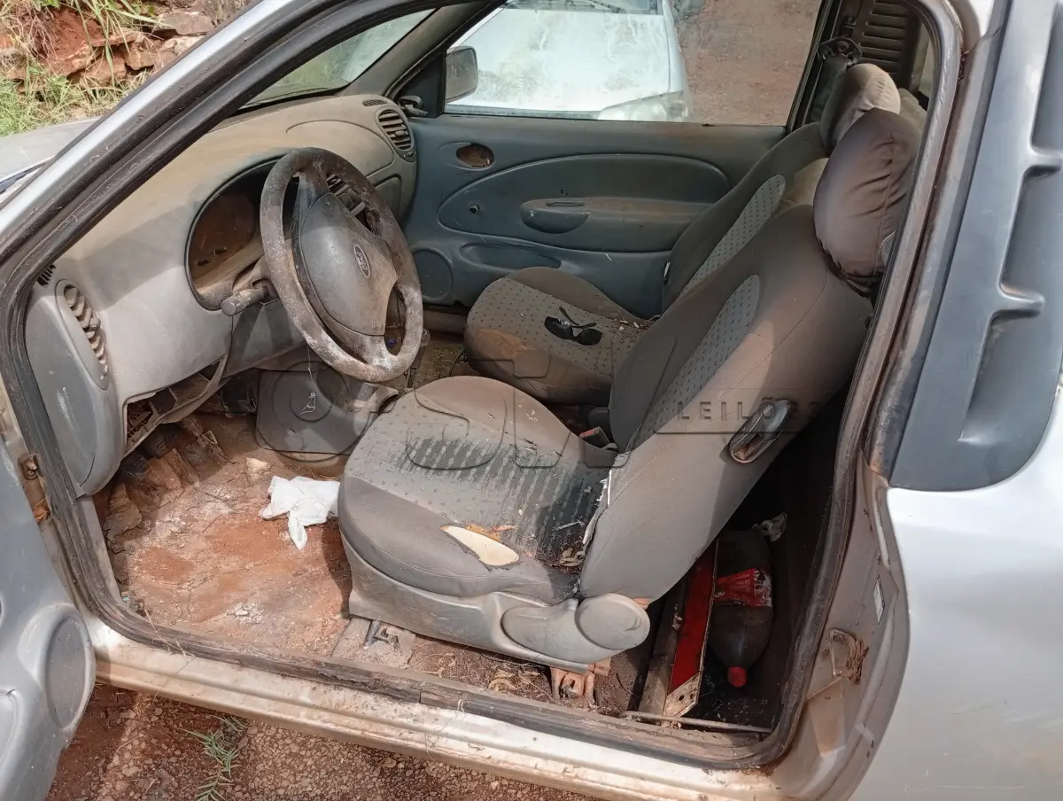 LOTE 004 - CAMINHONETE FORD COURIER L 1.6 FLEX, Placas IQX 5371, RENAVAM 219732183