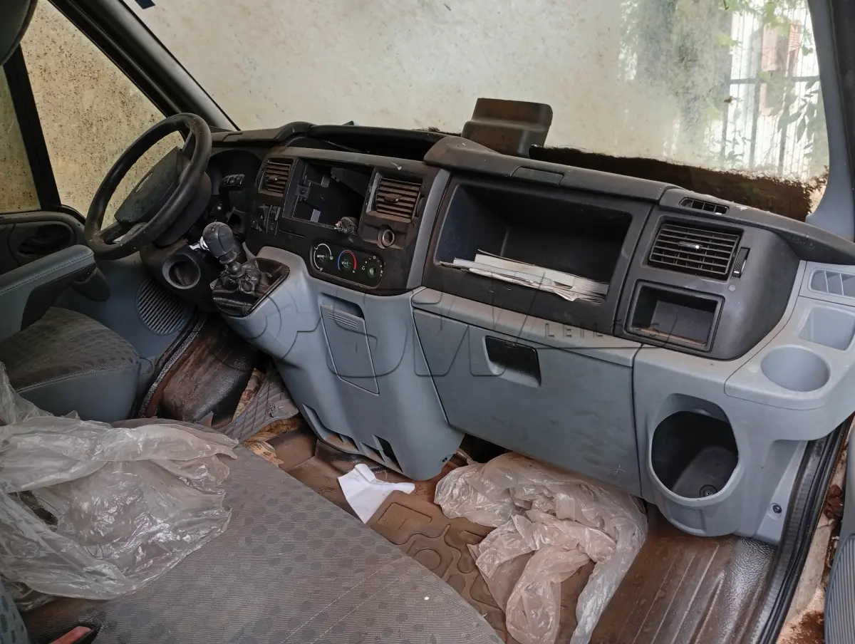 LOTE 006 - CAMINHONETE (AMBULÂNCIA) FORD TRANSIT TCA AMB, Placas ITA 0694, RENAVAM 00462519210