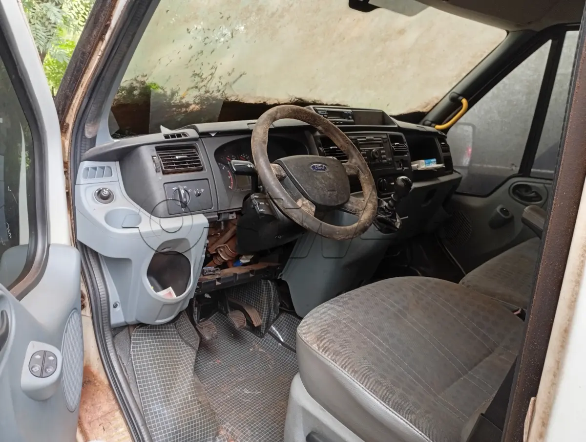 LOTE 007 - PASSAGEIRO MICRO-ÔNIBUS (VAN) FORD TRANSIT TCA MIC, Placas IVE 0558, RENAVAM 00600389472