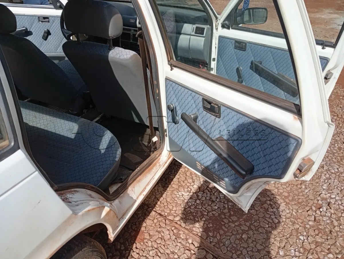 LOTE 029 - AUTOMÓVEL PASSAGEIRO, FIAT UNO MILE FIRE Placas IKX9H00, RENAVAM 00793953723