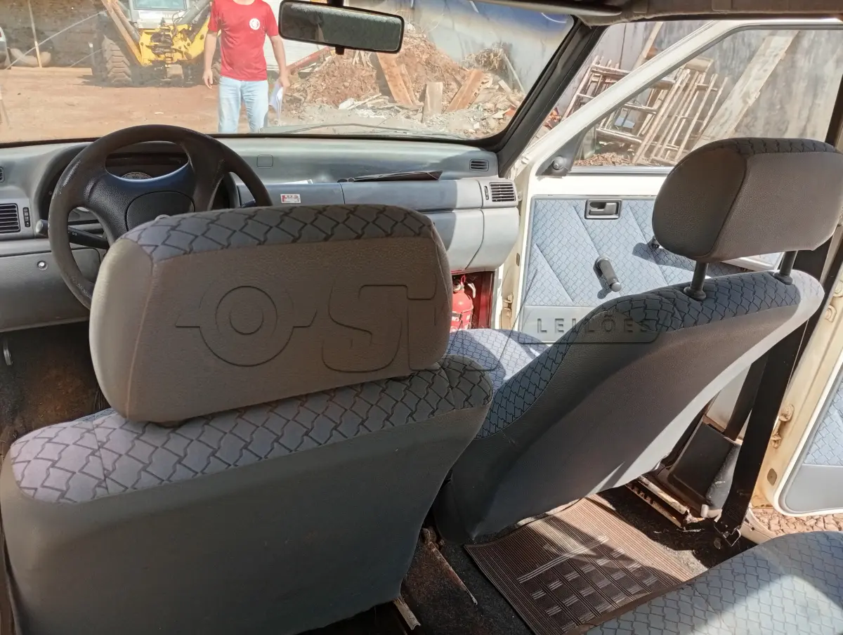 LOTE 029 - AUTOMÓVEL PASSAGEIRO, FIAT UNO MILE FIRE Placas IKX9H00, RENAVAM 00793953723