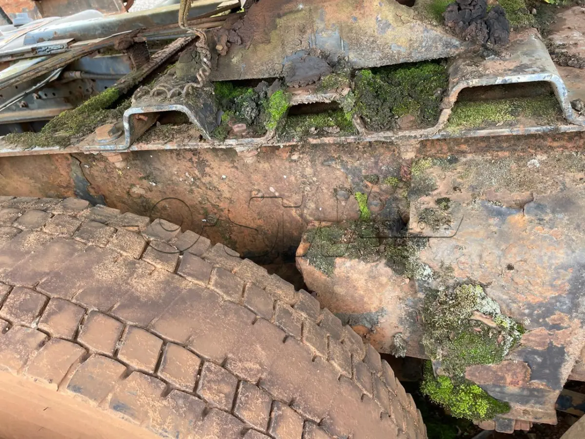 LOTE 002 - Caminhão Mercedes Benz