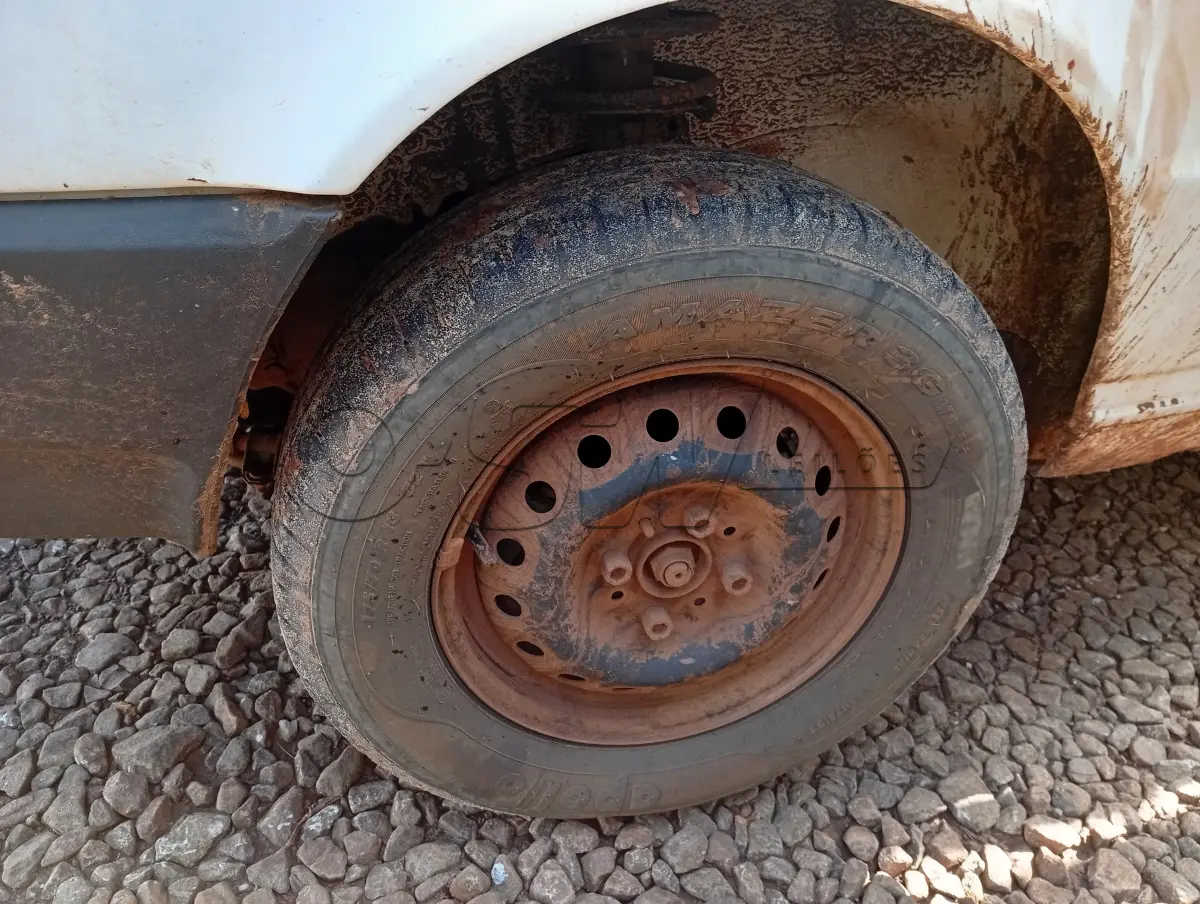 LOTE 029 - AUTOMÓVEL PASSAGEIRO, FIAT UNO MILE FIRE Placas IKX9H00, RENAVAM 00793953723