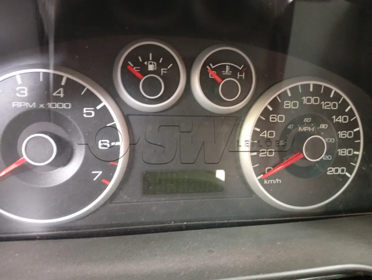 LOTE 028 - AUTOMÓVEL PASSAGEIRO, placas  AOB5D66, RENAVAM 00895405229,