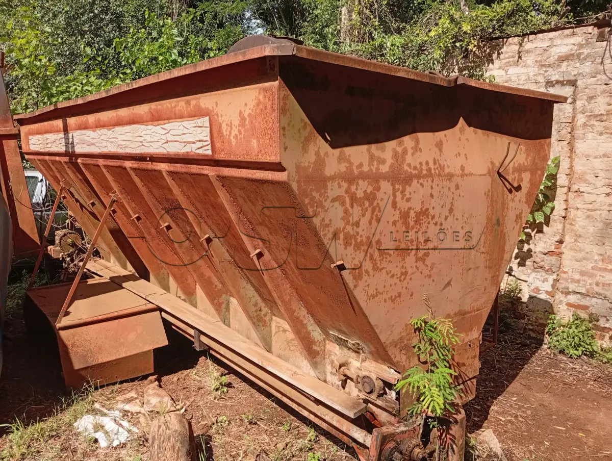 LOTE 012 - EQUIPAMENTO ESPALHADOR DE CALCÁRIO e fertilizante, marca IPACOL