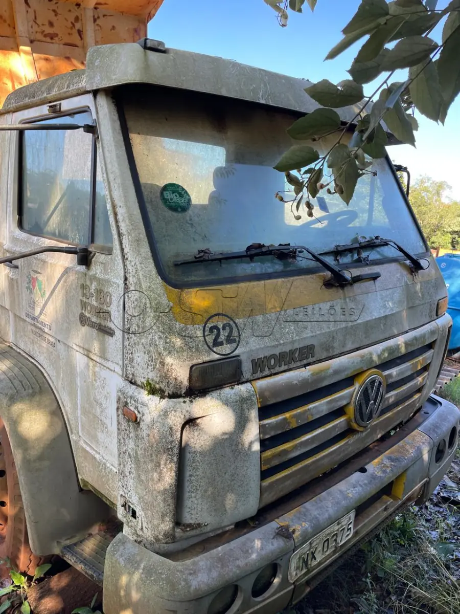 LOTE 003 - CAMINHÃO VOLKSWAGEN