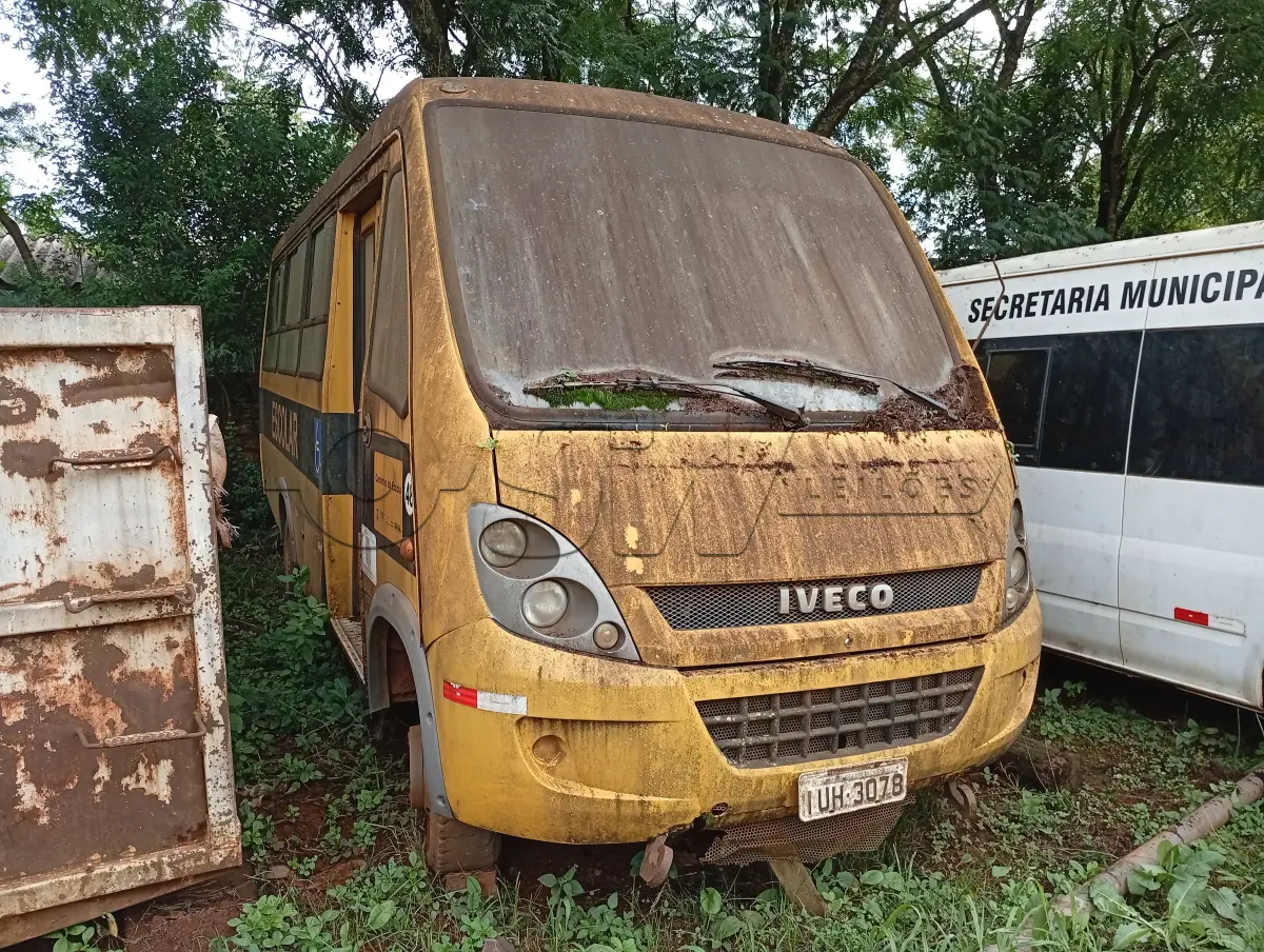 LOTE 008 - PASSAGEIRO ÔNIBUS, Placas IUH 3078, RENAVAM 00534939732,