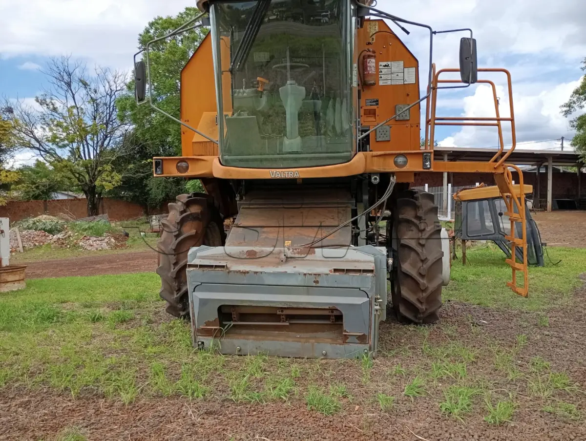 Colheitadeira Valtra BC 4500