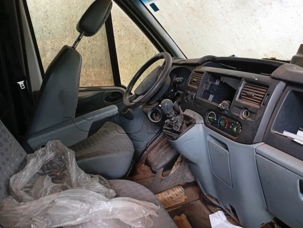 LOTE 006 - CAMINHONETE (AMBULÂNCIA) FORD TRANSIT TCA AMB, Placas ITA 0694, RENAVAM 00462519210