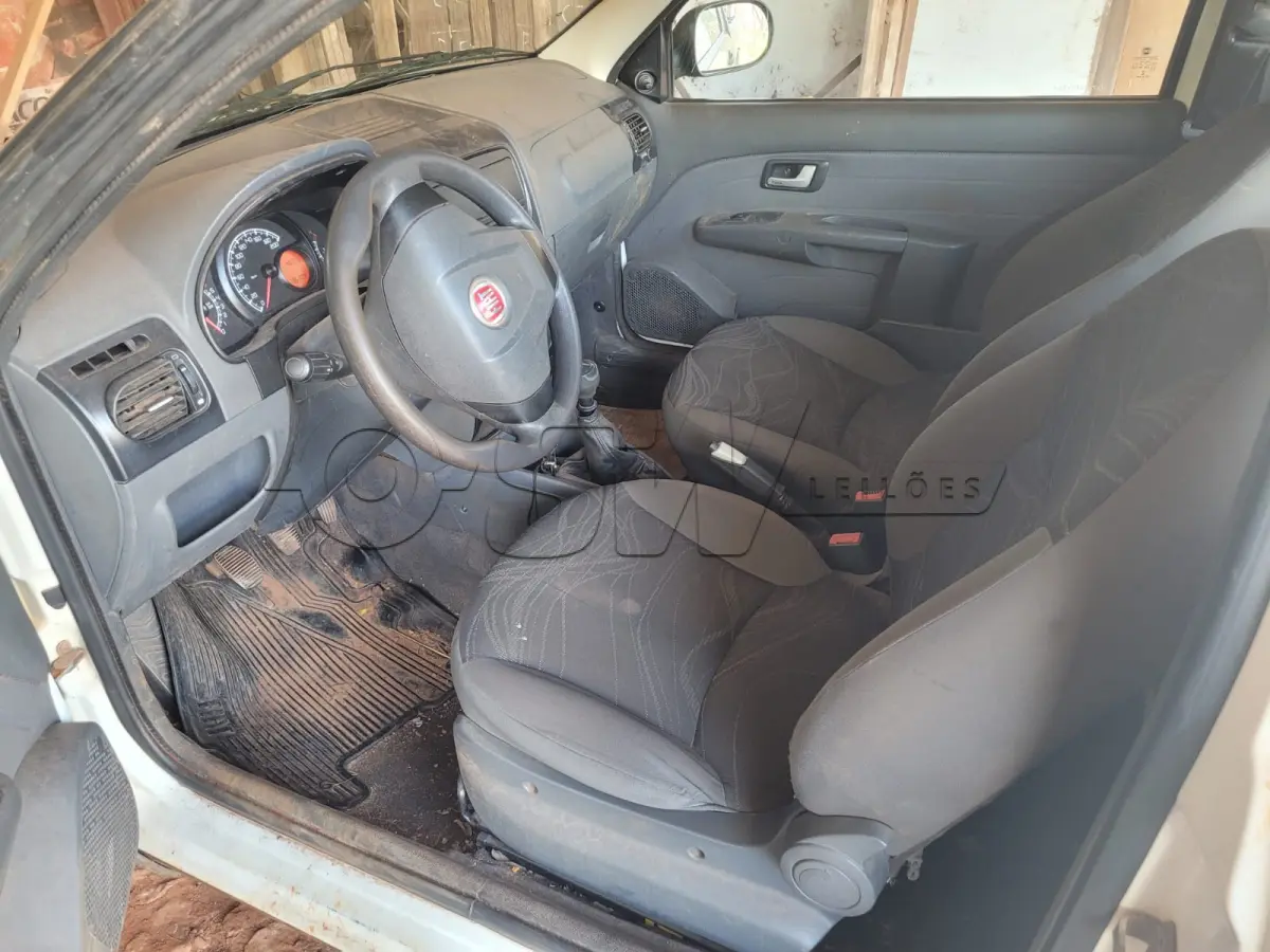 LOTE 013 - FIAT/STRADA WORKING