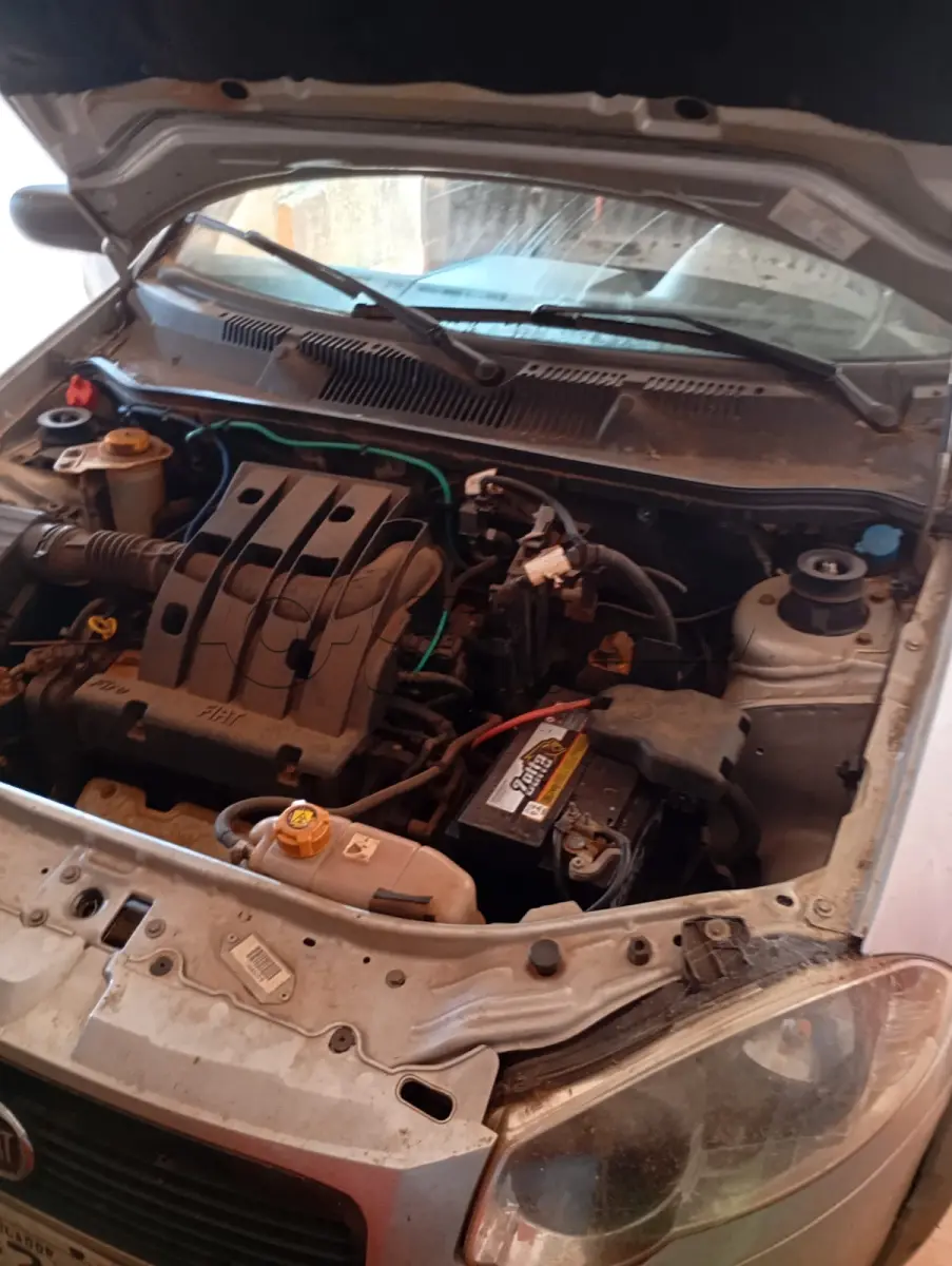 LOTE 001 - FIAT STRADA