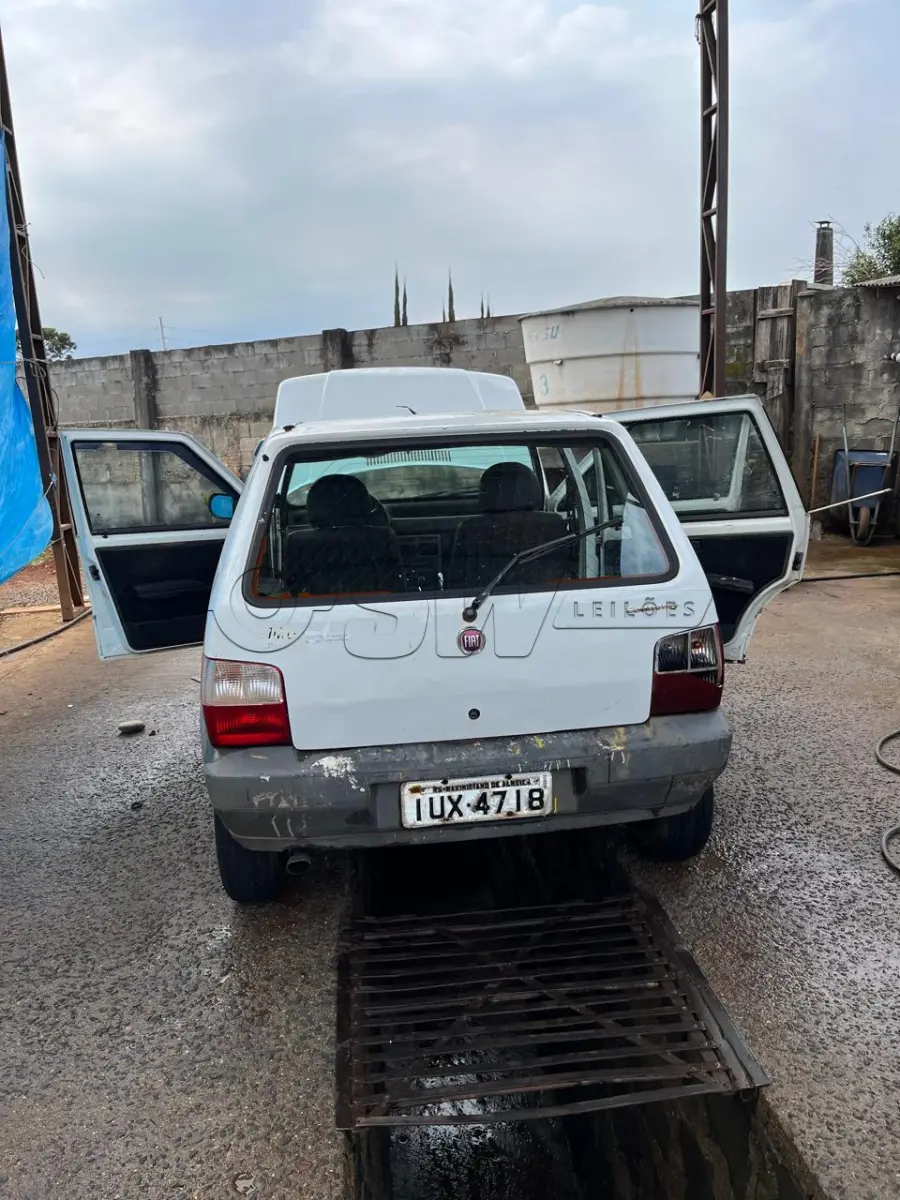 LOTE 002 - FIAT UNO