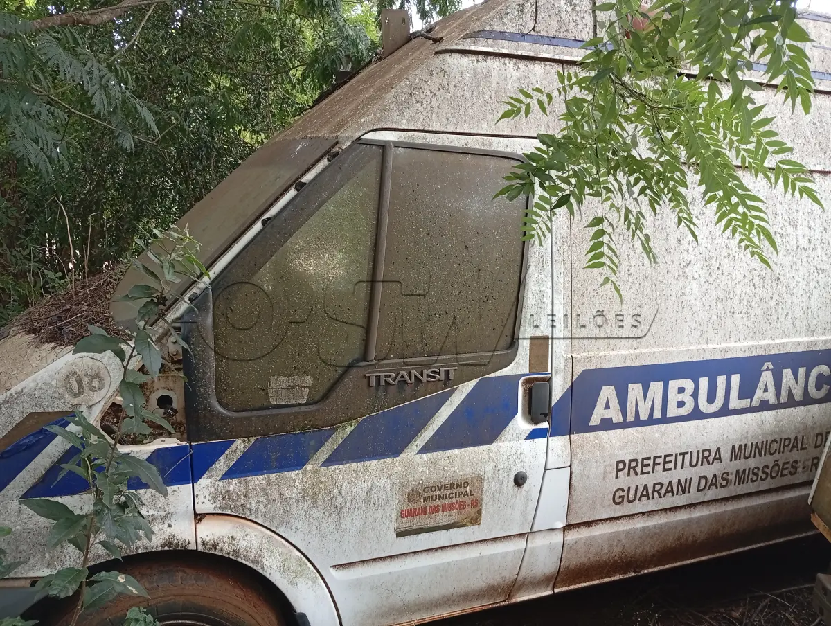 LOTE 006 - CAMINHONETE (AMBULÂNCIA) FORD TRANSIT TCA AMB, Placas ITA 0694, RENAVAM 00462519210