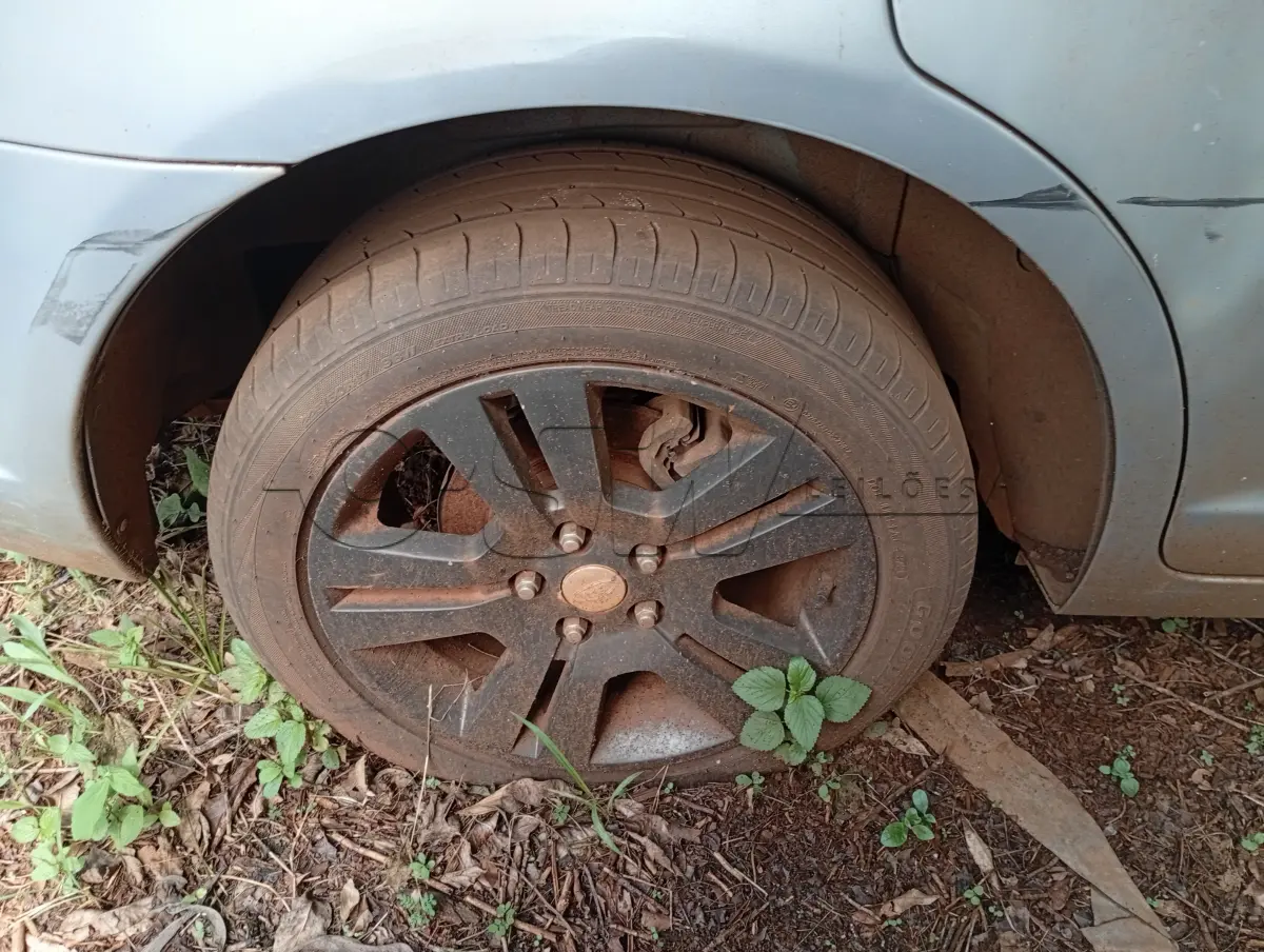 LOTE 028 - AUTOMÓVEL PASSAGEIRO, placas  AOB5D66, RENAVAM 00895405229,