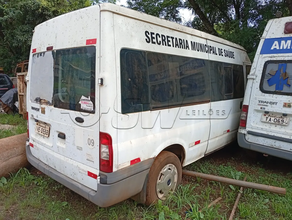 LOTE 007 - PASSAGEIRO MICRO-ÔNIBUS (VAN) FORD TRANSIT TCA MIC, Placas IVE 0558, RENAVAM 00600389472