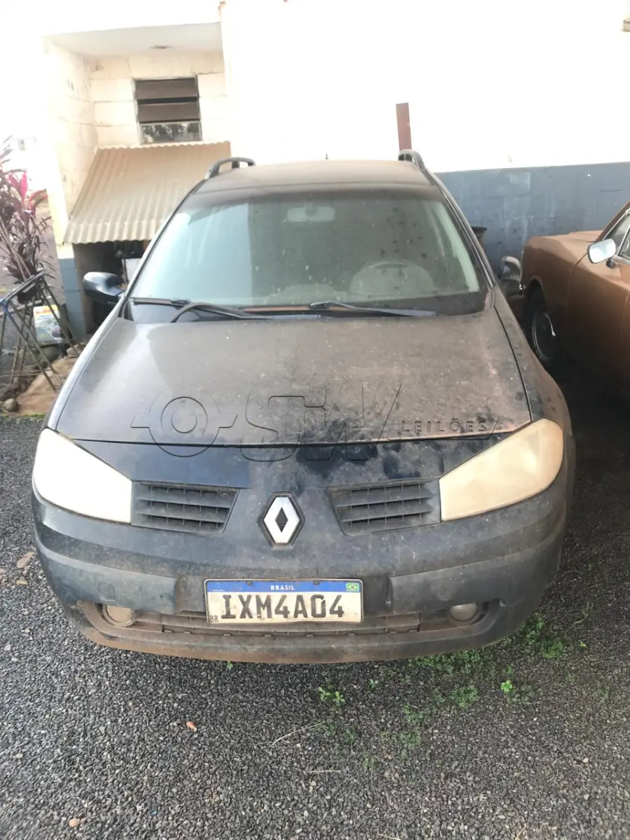 LOTE 002 - RENAULT MEGANEGT