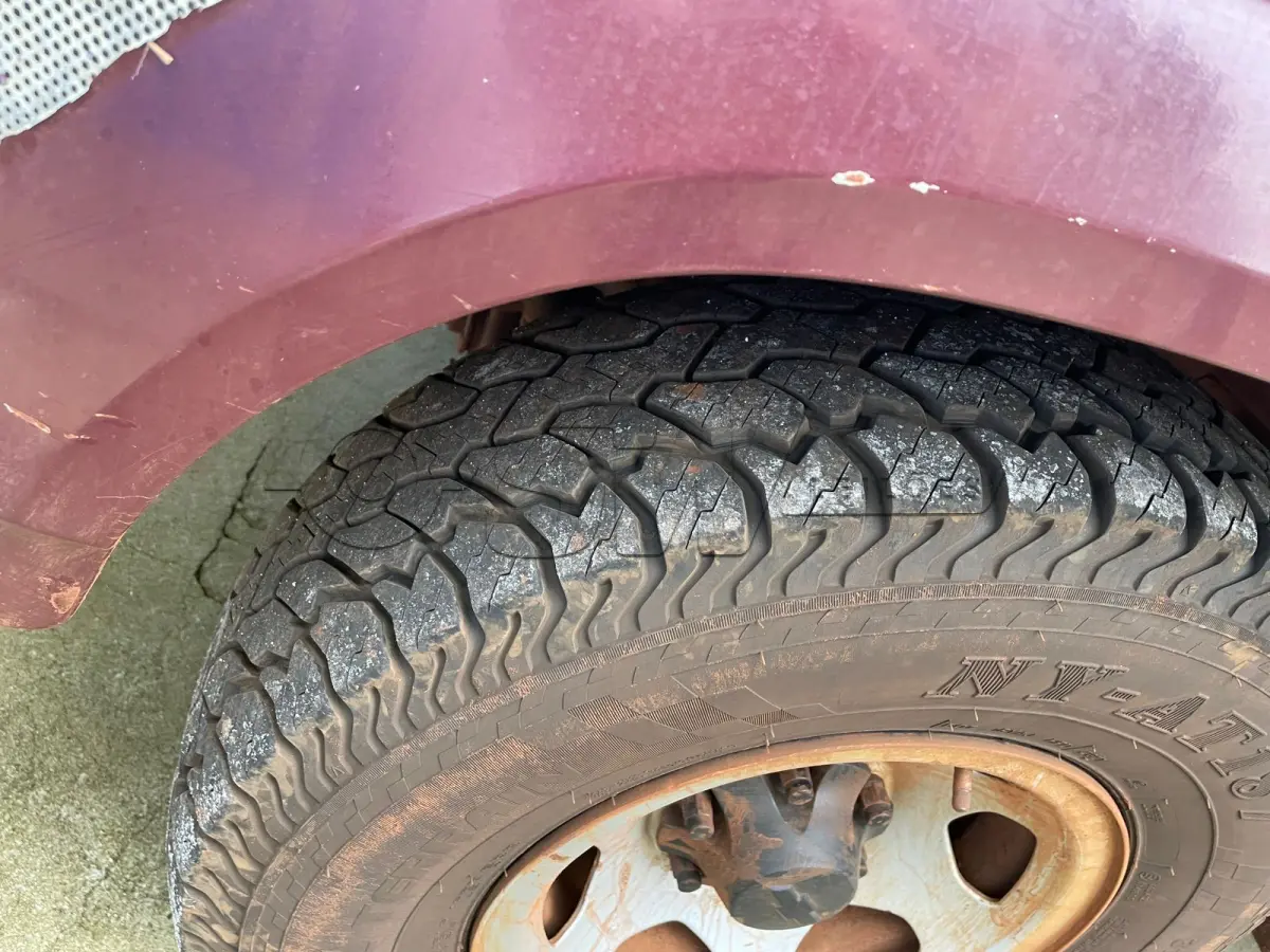 LOTE 001 - Caminhonete GM/D20 CUSTOM S