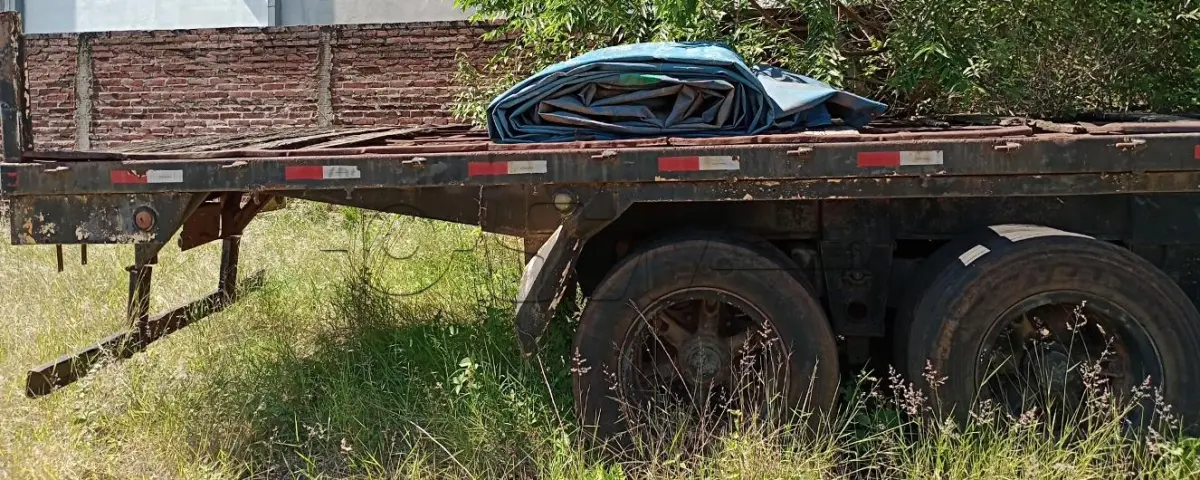 LOTE 001 - Semi-Reboque