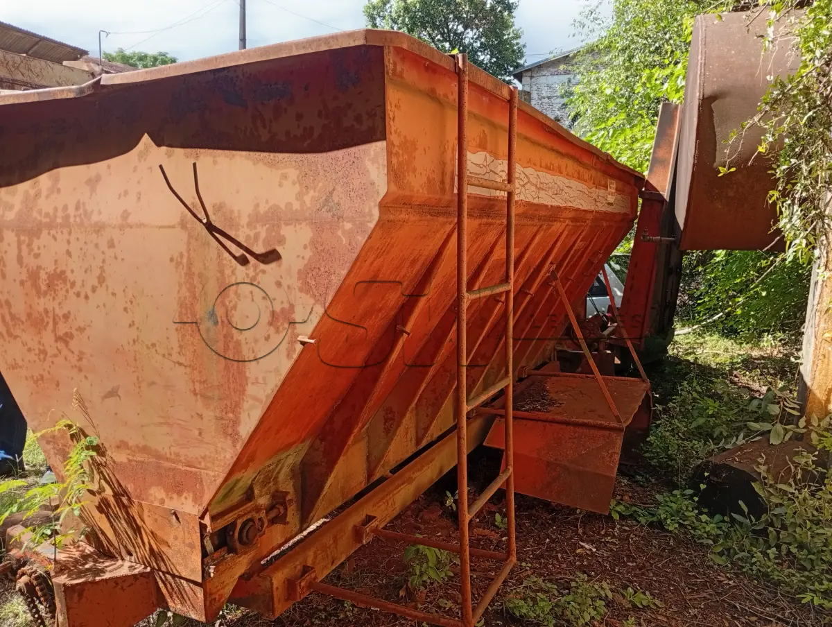 LOTE 012 - EQUIPAMENTO ESPALHADOR DE CALCÁRIO e fertilizante, marca IPACOL