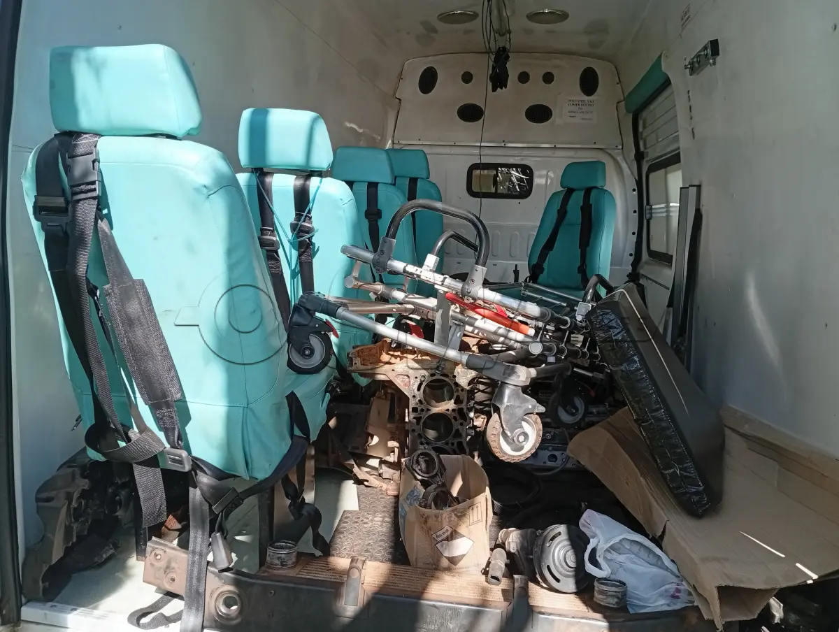 LOTE 023 - CAMINHONETE (AMBULÂNCIA), Placas IUX 9H30, RENAVAM 00589165046