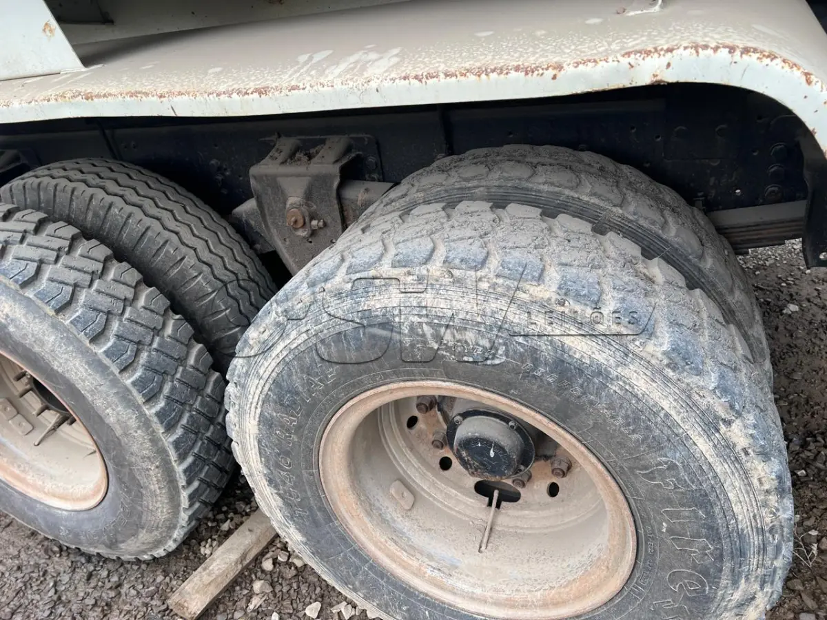 LOTE 016 - Caminhão FORD/CARGO 2422 E, Placa IOP8339, ano/mod. 2008, cor branca