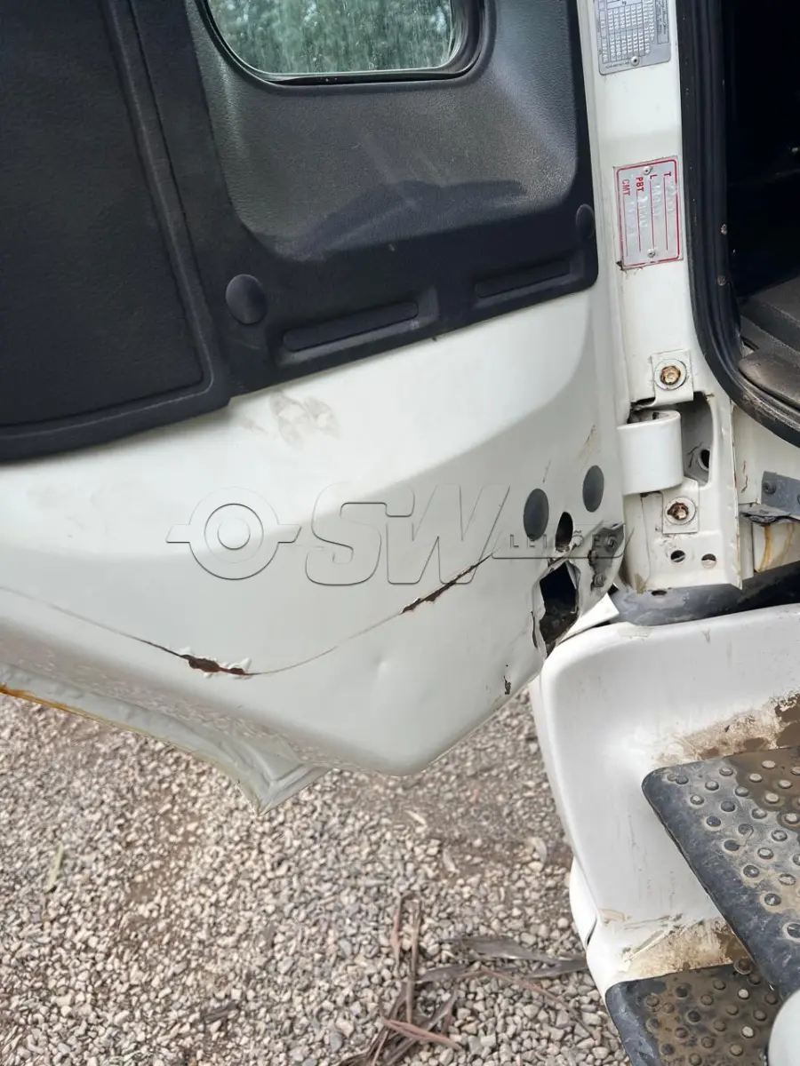 LOTE 016 - Caminhão FORD/CARGO 2422 E, Placa IOP8339, ano/mod. 2008, cor branca