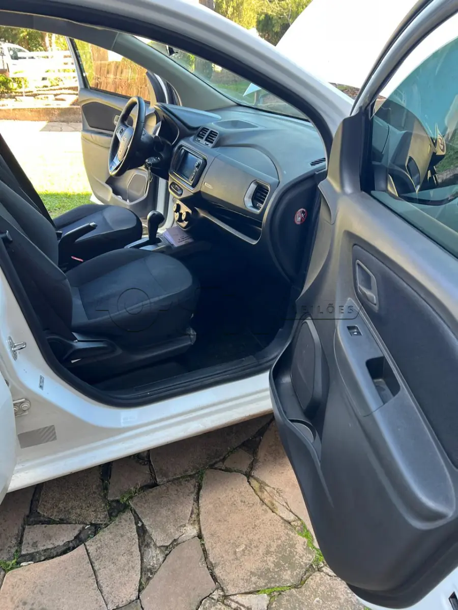 LOTE 012 - automóvel Chevrolet/Spin 1.8 AT LT7, placa JBO1D99. Cor Branca