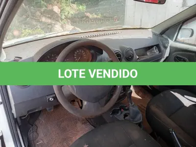 LOTE 031 - AUTOMÓVEL PASSAGEIRO, Placas DJF 4108, RENAVAM 00946375615