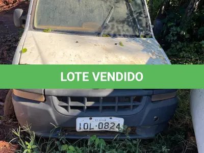 LOTE 004 - AUTOMÓVEL FIAT DOBLO