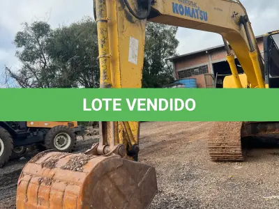 LOTE 010 - Escavadeira Hidráulica, marca Komatsu, modelo PC 160 LC-7B