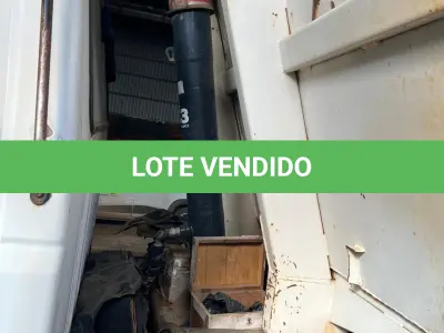 LOTE 001 - Caminhão FORD/F14000 HD; Placa IJB4975, ANO/MOD: 1998