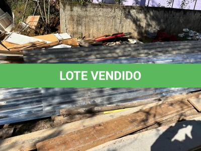 LOTE 005 - Folhas de telha de Aluzinco