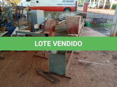 LOTE 019 - CONJUNTO PARA MARCENARIA COMPOSTO POR: a) LIXADEIRA PROFISSIONAL- marca CVL, motor WEG trifásico, modelo 90L1192, 3cv