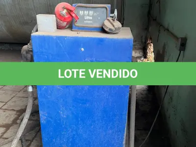 LOTE 017 - Tanque de Combustível com bomba de aferição