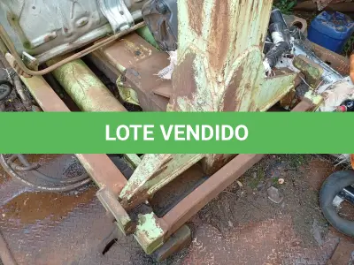 LOTE 013 - EQUIPAMENTO - CAÇAMBA BASCULANTE, medindo 4,75x2,40x0,50, marca KUBITZ Nº KB 024,