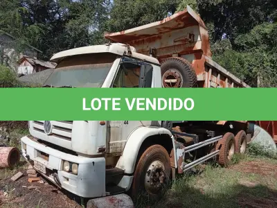 LOTE 022 - CAMINHÃO CAÇAMBA, placas  JZO8227, RENAVAM 00785152881,