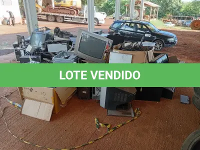 LOTE 027 - CARCAÇAS E EQUIPAMENTOS DE INFORMÁTICA (monitores, CPUs, estabilizadores entre outros.