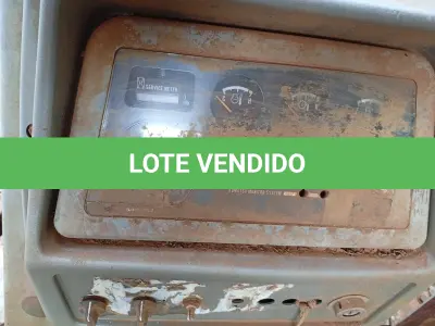 LOTE 010 - MÁQUINA RODOVIÁRIA - TRATOR ESTEIRA, marca KOMATSU modelo D41E-6,