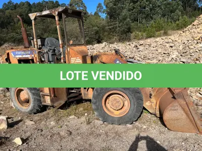 LOTE 020 - carregador, marca Fiatallis, modelo FR 12B (horímetro 22.089 (vinte e duas mil e oitenta e nove) horas trabalhadas)