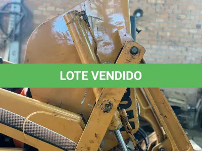 LOTE 005 - Retroescavadeira marca CASE 580, série 3