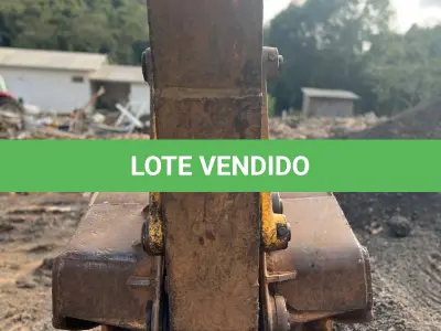 LOTE 010 - Escavadeira Hidráulica, marca Komatsu, modelo PC 160 LC-7B