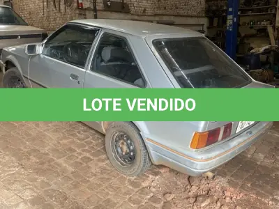 LOTE 001 - FORD ESCORT L 1.6, COR PRATA, ANO DE FABRICAÇÃO 1992, ANO DO MODELO 1992, PLACAS IAU7274, RENAVAM 564249661, CHASSI 9BFZZZ54ZNB247973