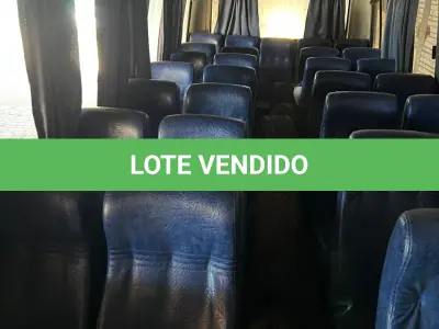 LOTE 015 - Ônibus MARCOPOLO/VOLARE V8 ON, ano/mod. 2005/2006, cor prata