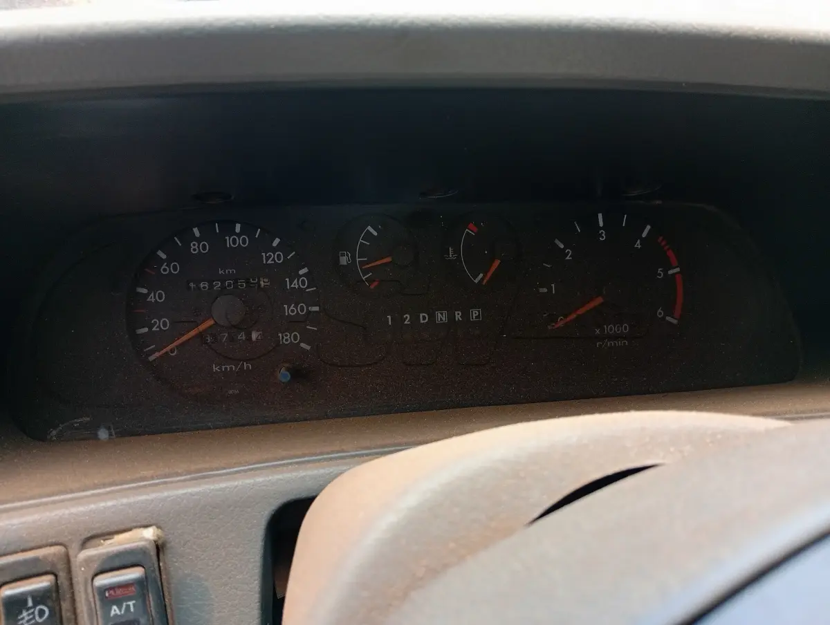 LOTE 005 - UTILITÁRIO NISSAN MISTRAL STW, Placas IXW 5799, RENAVAM 01119936460