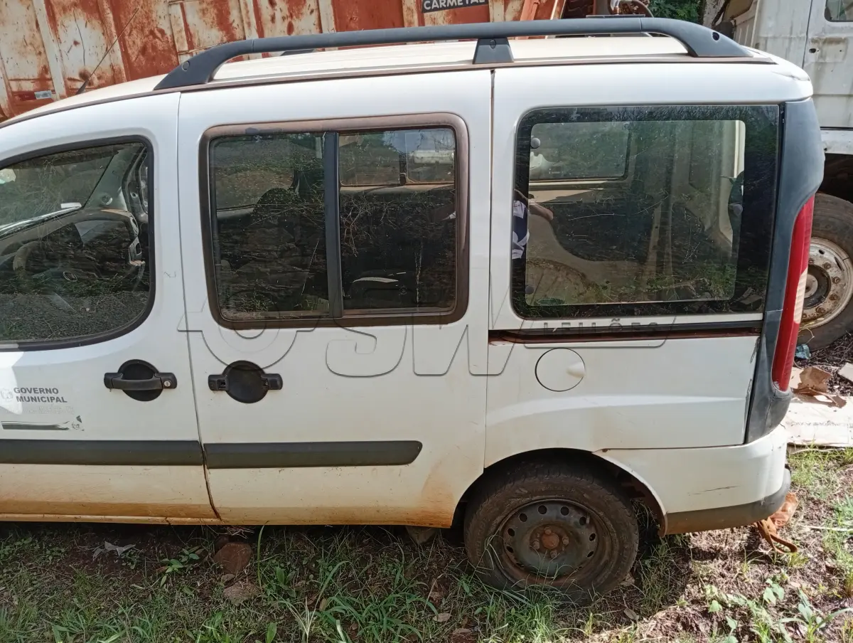 LOTE 030 - AUTOMÓVEL PASSAGEIRO, placas IVM3098, RENAVAM 01004005307, Nº DE PATRIMÔNIO – 6763