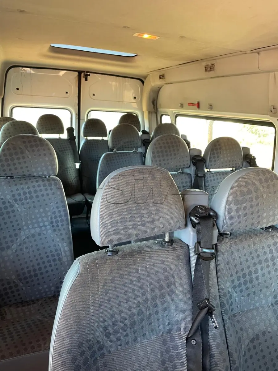 LOTE 005 - MICRO-ÔNIBUS FORD