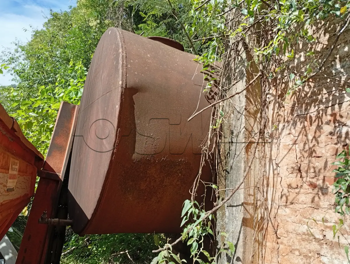 LOTE 016 - EQUIPAMENTOS – DOIS RESERVATÓRIOS METÁLICOS PARA ARMAZENAMENTO DE ÁGUA DE 10.000 DE LITROS