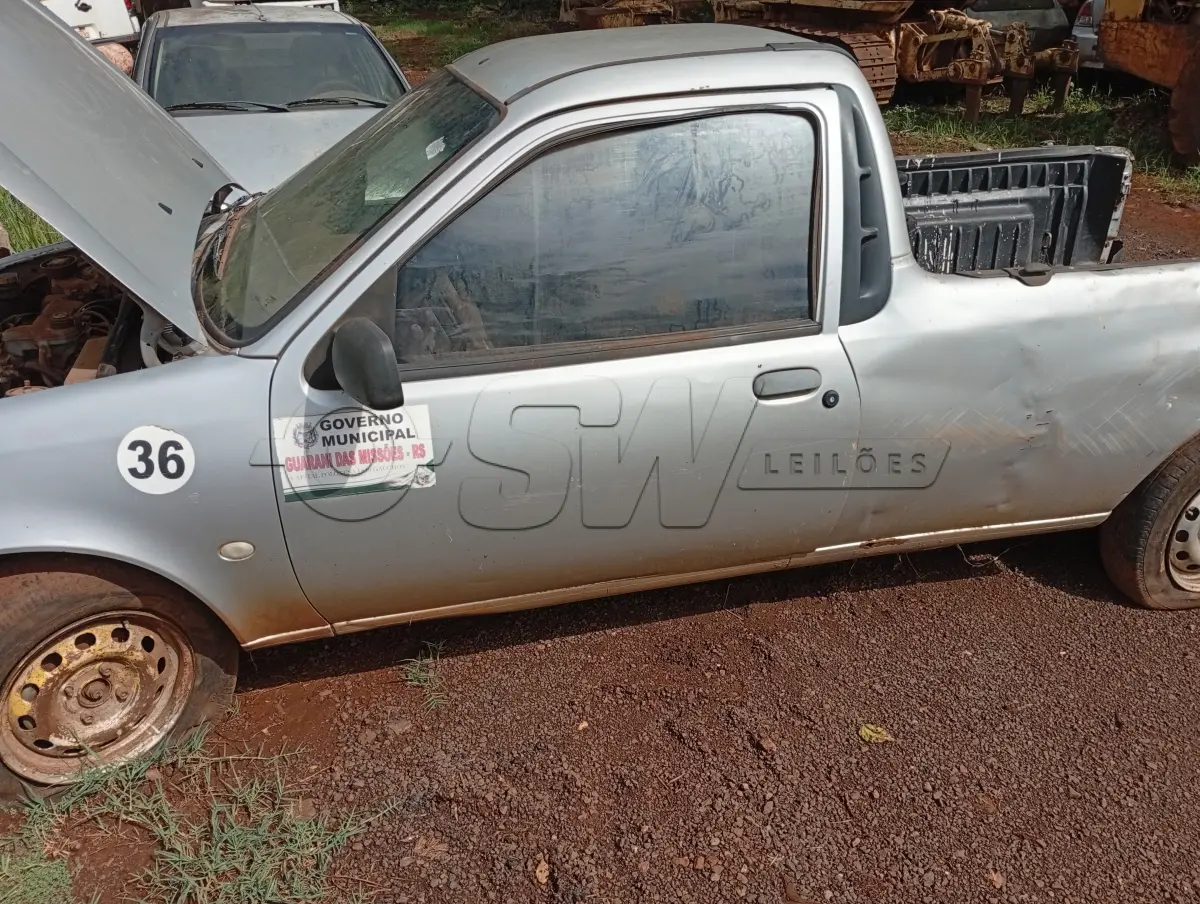 LOTE 004 - CAMINHONETE FORD COURIER L 1.6 FLEX, Placas IQX 5371, RENAVAM 219732183