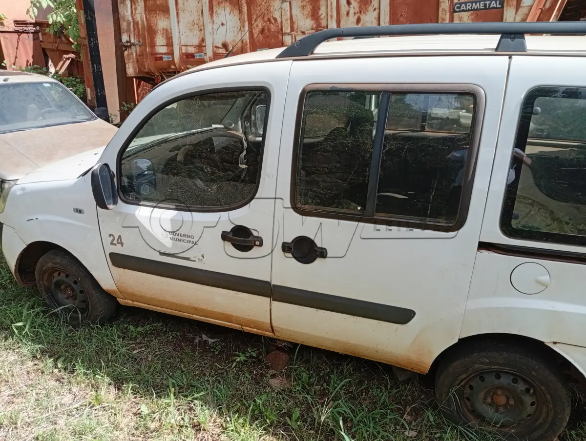 LOTE 030 - AUTOMÓVEL PASSAGEIRO, placas IVM3098, RENAVAM 01004005307, Nº DE PATRIMÔNIO – 6763